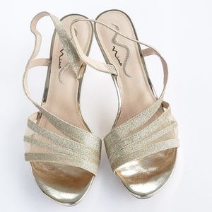 Nina Gold Mesh Sandal Size 10